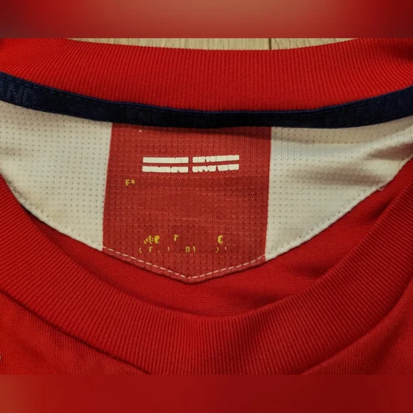 Vintage England 2006 Away Football Jersey Longsleeve - Picture 3 of 10